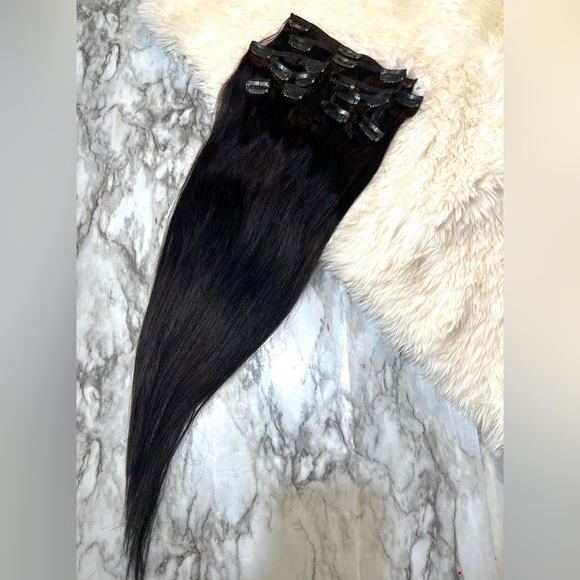 22 In  Black Clip in Real 100% Human hair Extensions Full Set in Straigh… - Picture 1 of 6